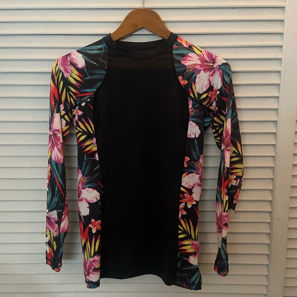 Hurley Rash Guard